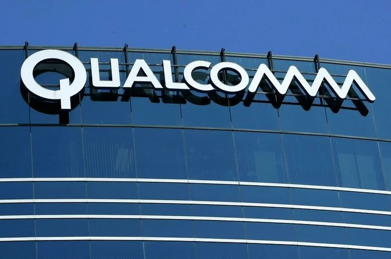 bernstein-downgrades-qualcomm-investors-buy-7675