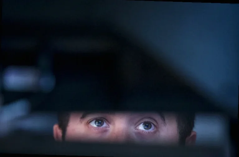 denmark-stocks-lower-close-trade-2e4d