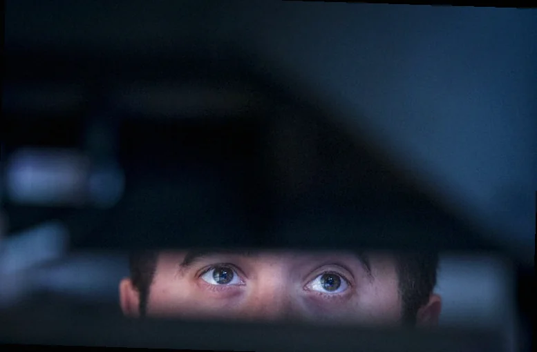 denmark-stocks-lower-close-trade-2e4d