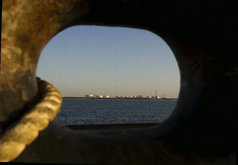 evidence-valero-texas-refinery-blast-5560