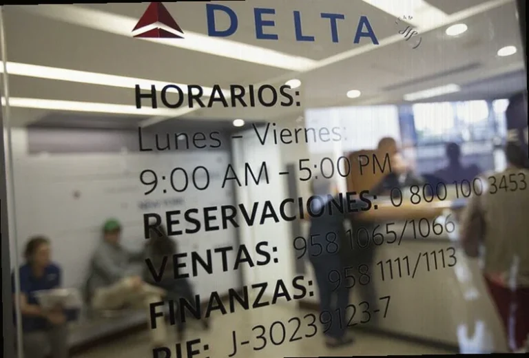 factbox-airlines-cancel-more-flights-d301