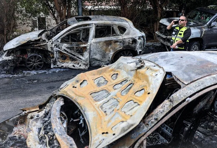 factbox-many-people-have-killed-36ac