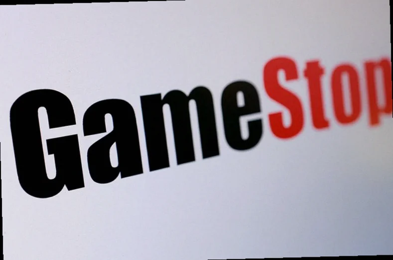 gamestop-posts-fall-quarterly-revenue-d53e