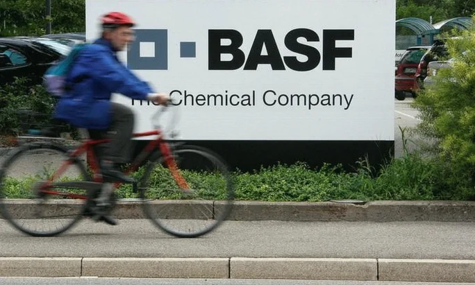 harbour-energy-falls-after-basf-3feb