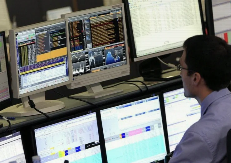 immunitybio-stock-surges-100m-financing-deae