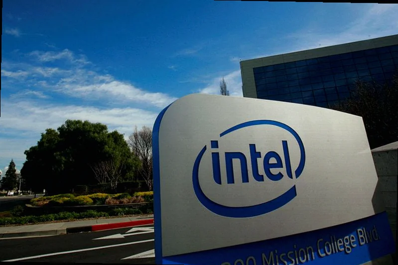intel-stock-jumps-report-cpu-a743