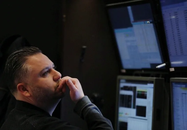 law-business-group-holding-files-25a6