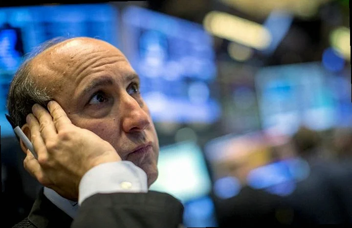 lufthansa-considers-grounding-aircraft-amid-2456