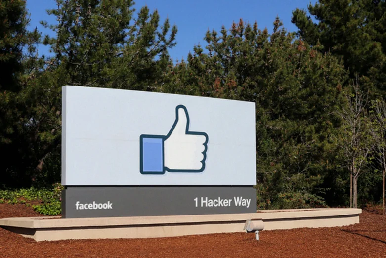 meta-launches-prescription-glasses-starting-2f25