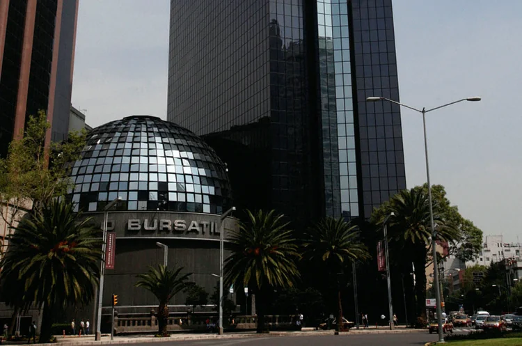 mexico-stocks-lower-close-trade-30b4