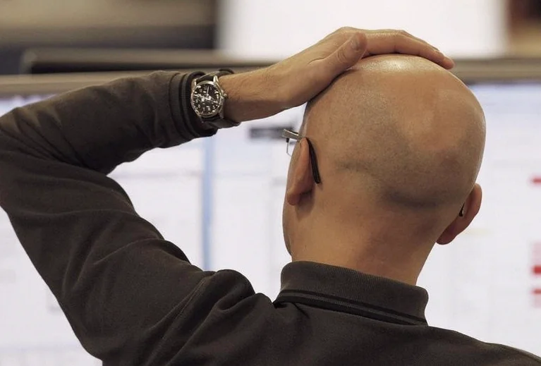 netherlands-stocks-higher-close-trade-f099