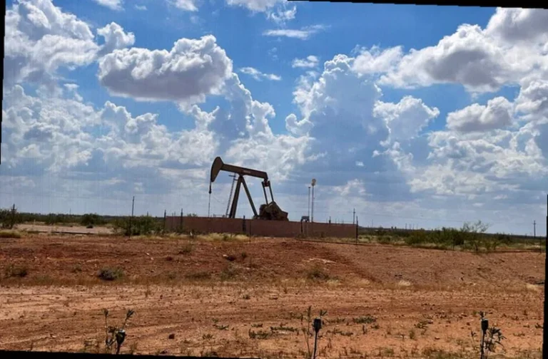 oil-gas-exploration-back-energy-7b9a