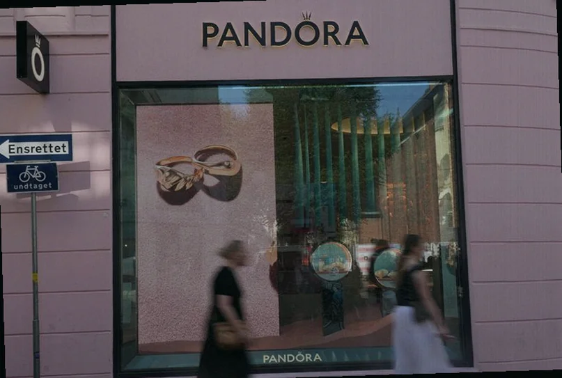 pandora-opens-distribution-centre-canada-4d36