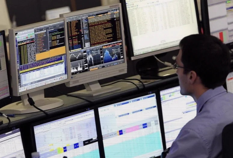 quartix-reports-revenue-growth-2025-d753