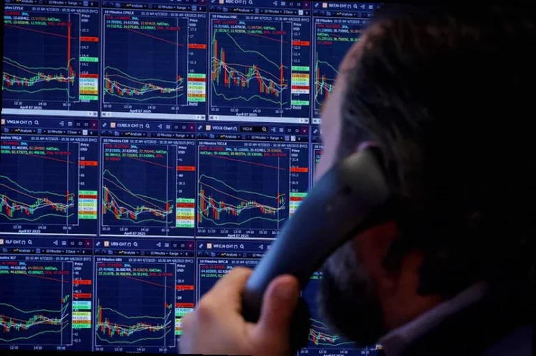 raymond-james-downgrades-boston-scientific-6b98