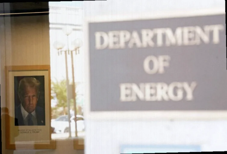 roll-out-pilot-surveys-track-43a6