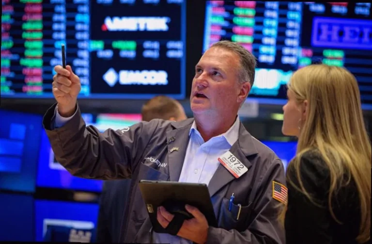 small-cap-earnings-edge-narrows-4d3b