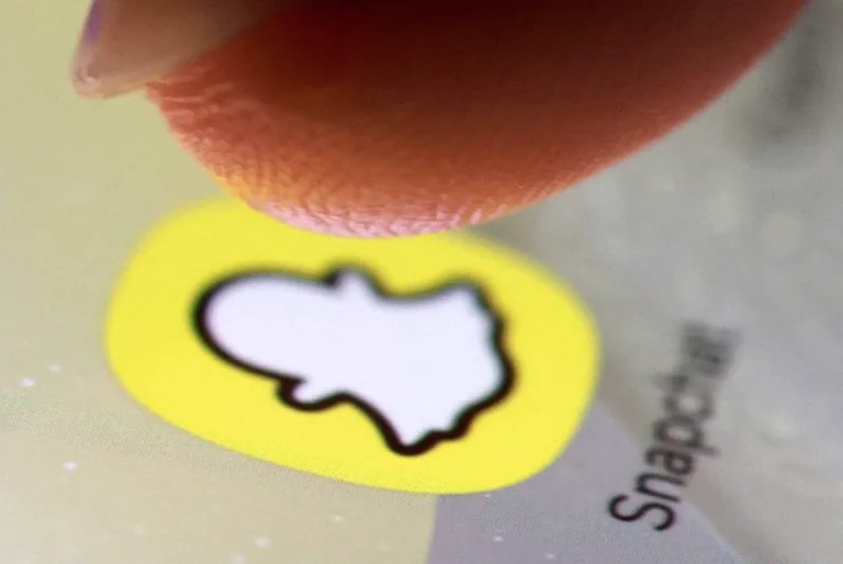 snapchat-hit-probe-alleged-failure-c7cc