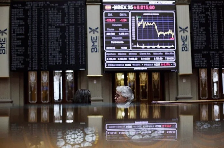 spain-stocks-higher-close-trade-0739