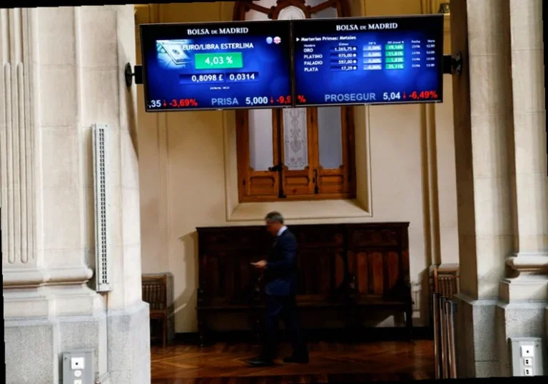 spain-stocks-lower-close-trade-5761