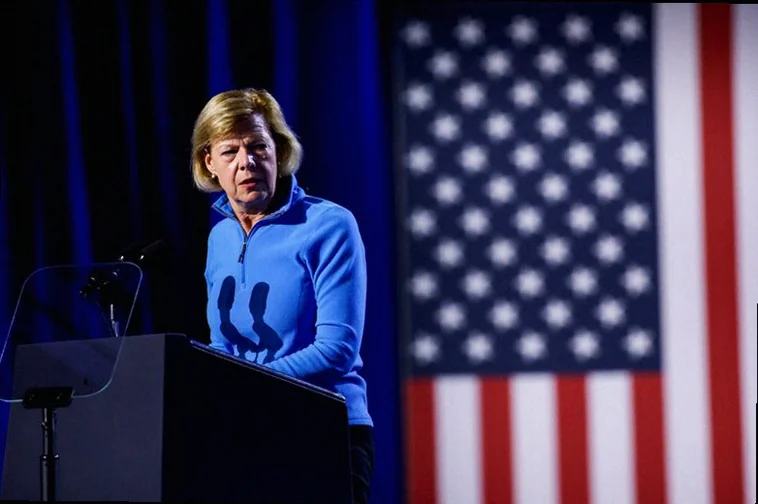 two-senators-call-tariff-probe-299f