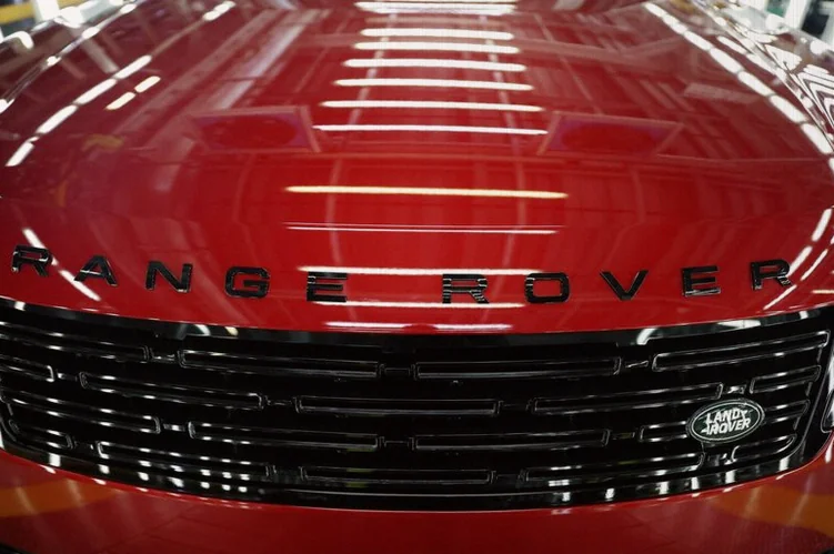 agency-upgrades-probe-jlr-vehicles-8e1a