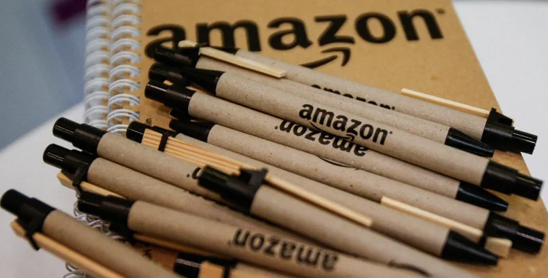 amazon-oracle-among-market-cap-932f