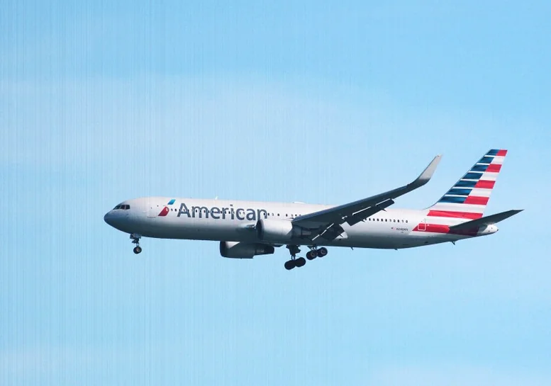 american-airlines-dips-after-carrier-0ce7
