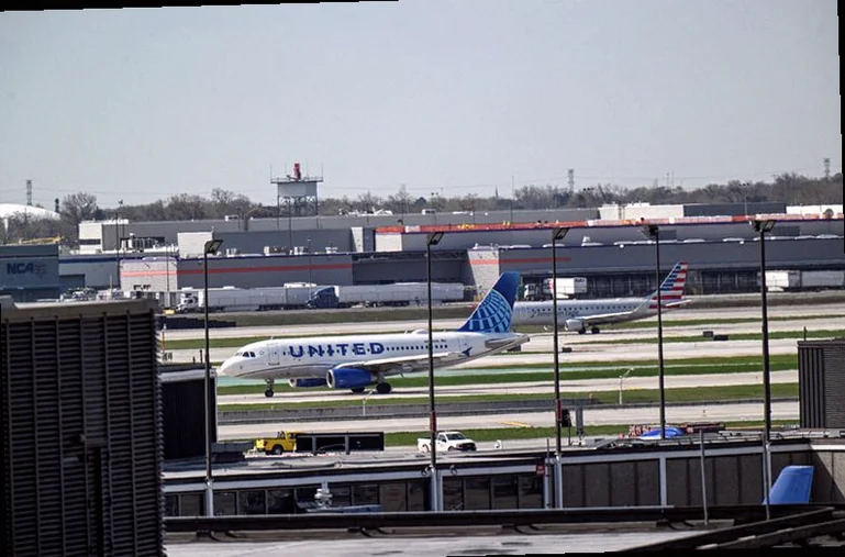 american-denies-merger-talks-united-5c39