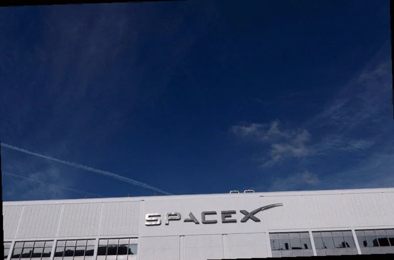 analysis-spacex-burning-cash-starlink-5c67