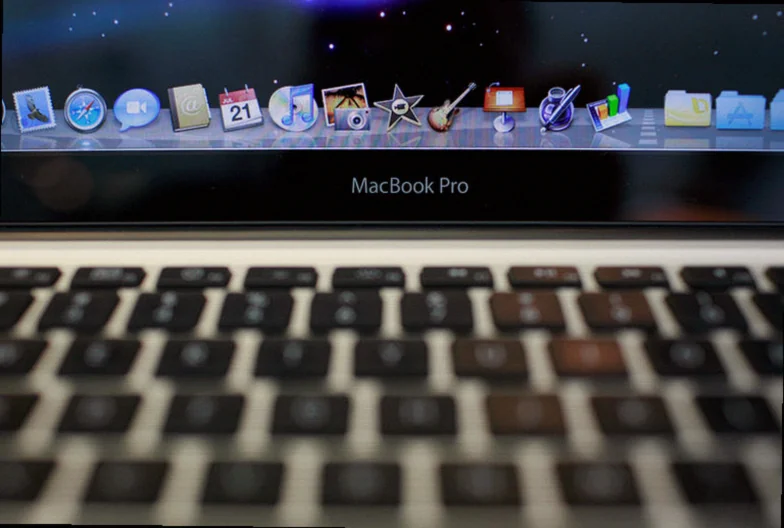 apple-tops-global-smartphone-market-2519