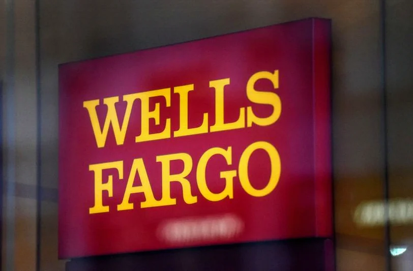 applovin-stock-gains-wells-fargo-d261