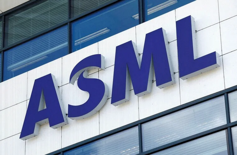 asml-capacity-fears-overdone-ubs-ceb6