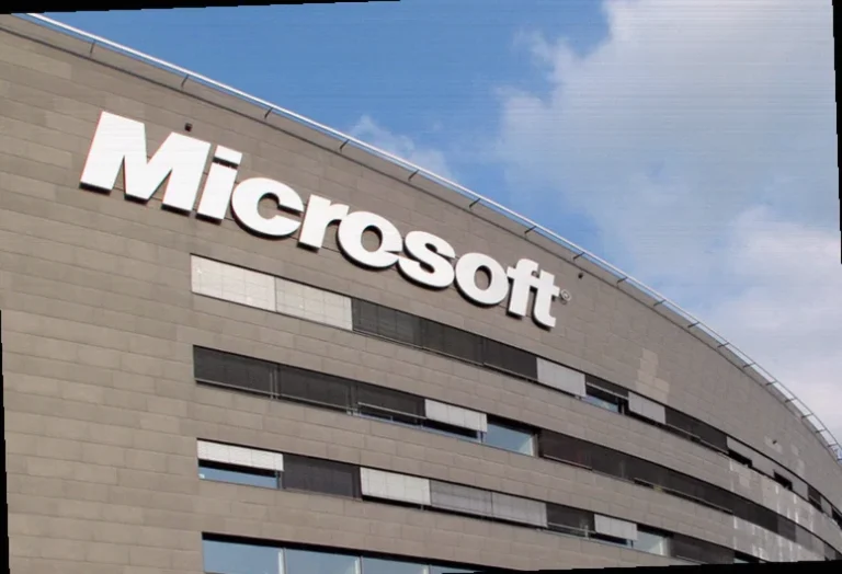 australia-asks-roblox-minecraft-detail-9353