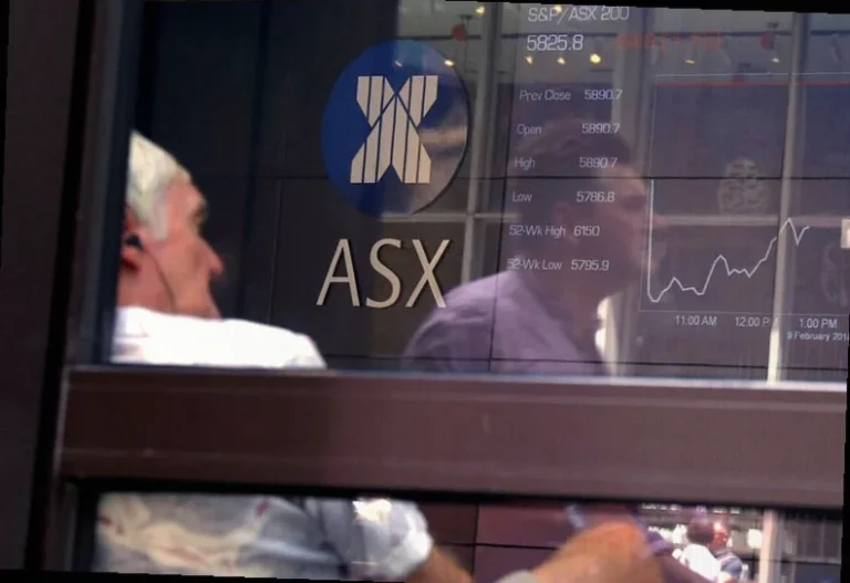 australia-stocks-higher-close-trade-28a3