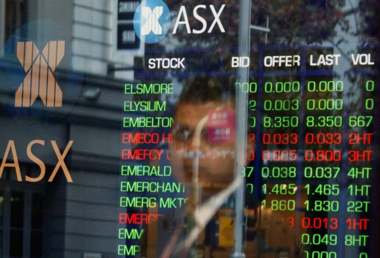 australia-stocks-lower-close-trade-3f33