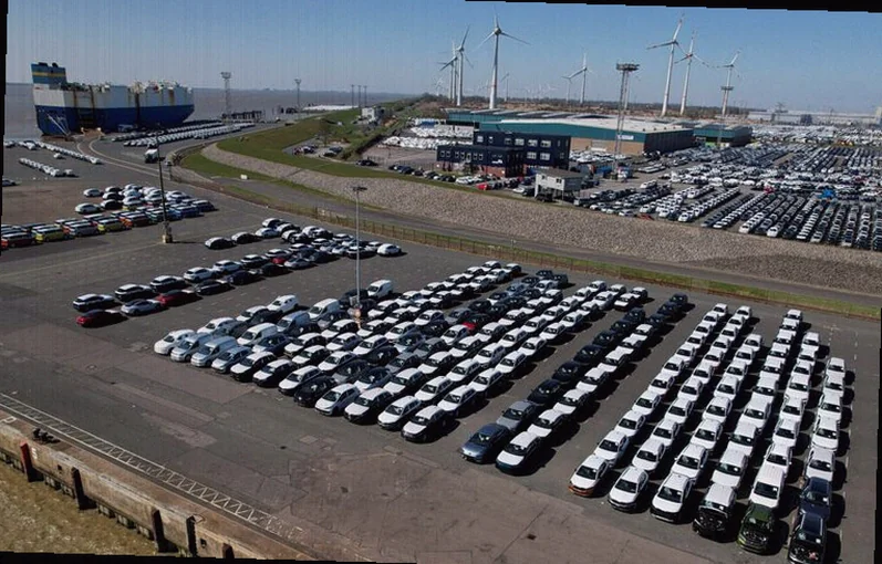 automakers-plan-billions-investments-seek-4b12