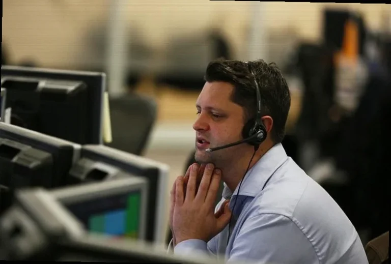 bank-canada-meets-major-lenders-cad2