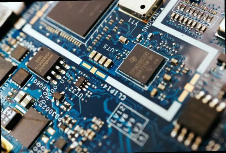 barclays-shifts-semiconductor-ratings-ahead-73ef