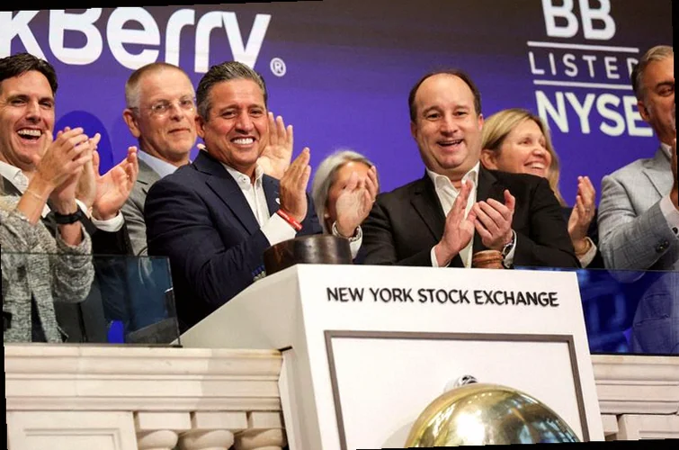 blackberry-forecasts-upbeat-quarterly-revenue-7038