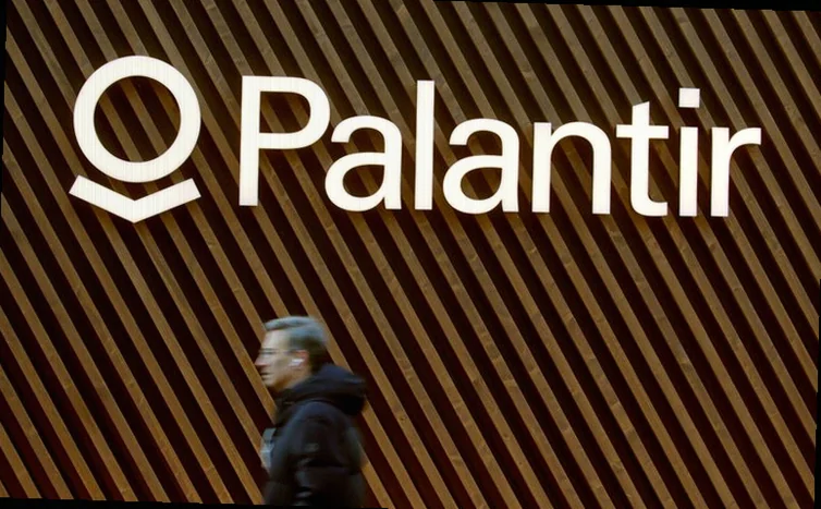 burry-still-bearish-palantir-despite-37ba