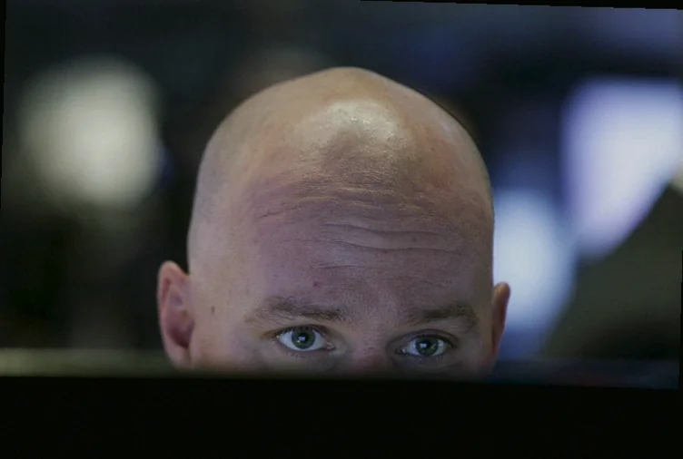 canada-stocks-higher-close-trade-fe91