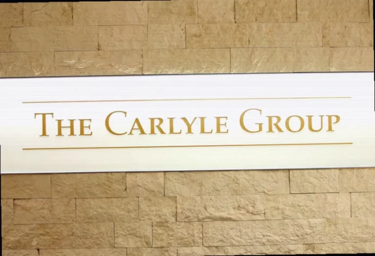 carlyle-private-credit-fund-hit-e378