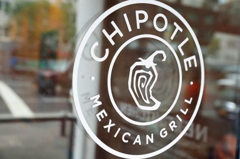 chipotle-reports-surprise-quarterly-sales-31a1