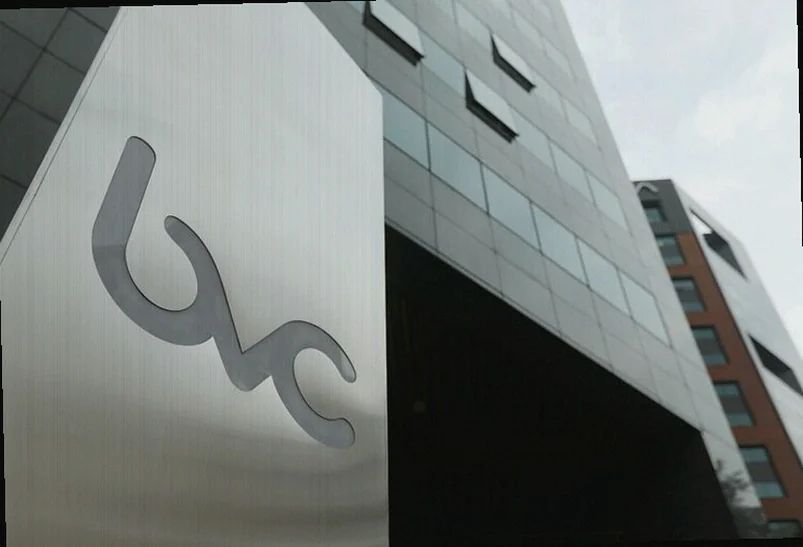 colombia-stocks-higher-close-trade-d240