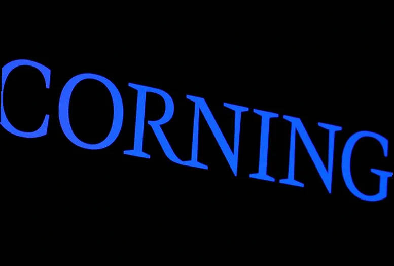 corning-faces-consumer-electronics-drag-4074