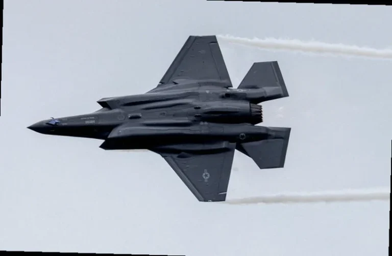 defense-sector-falls-truce-report-43d2