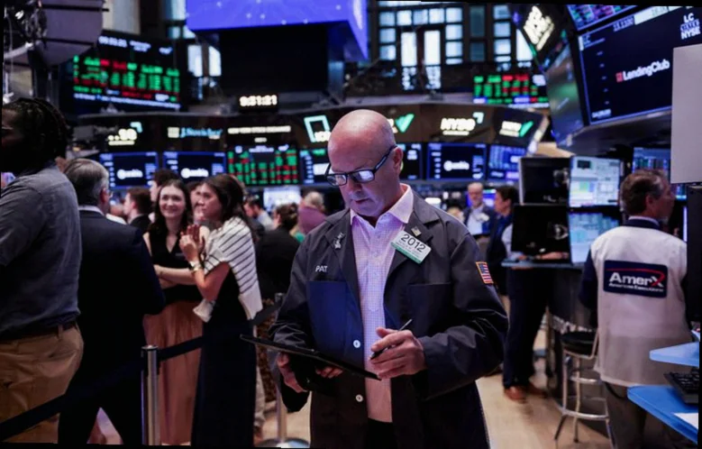 denmark-stocks-lower-close-trade-c802