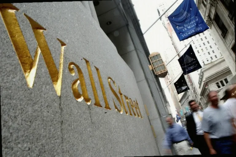 earnings-season-set-test-war-172b