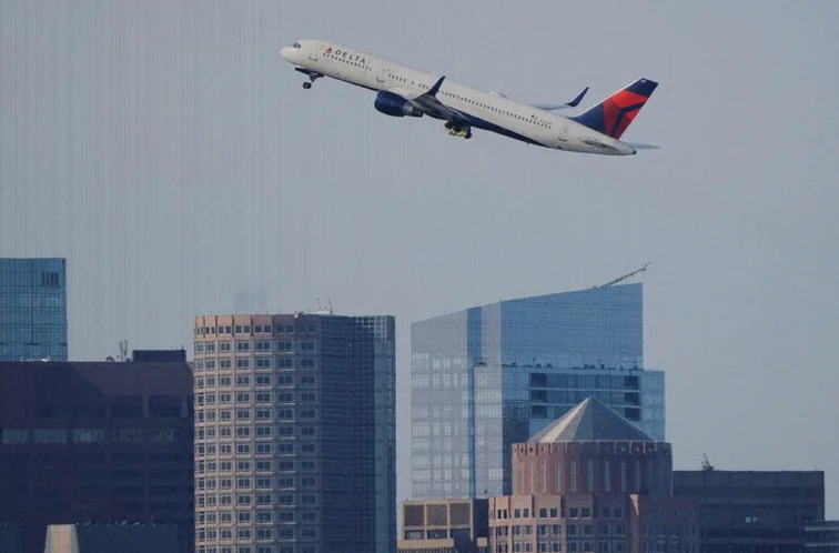 factbox-airlines-cancel-flights-amid-dba0